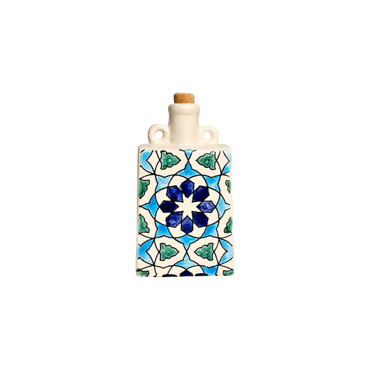 Ölflasche aus Keramik mit hell-dunkelblauem Muster